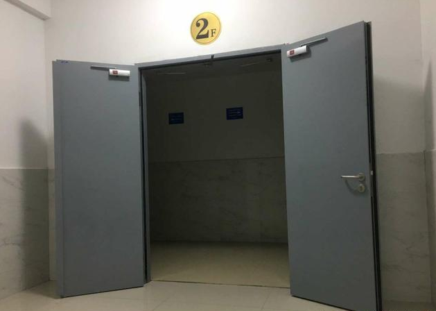 常开防火门和常闭防火门怎么区分